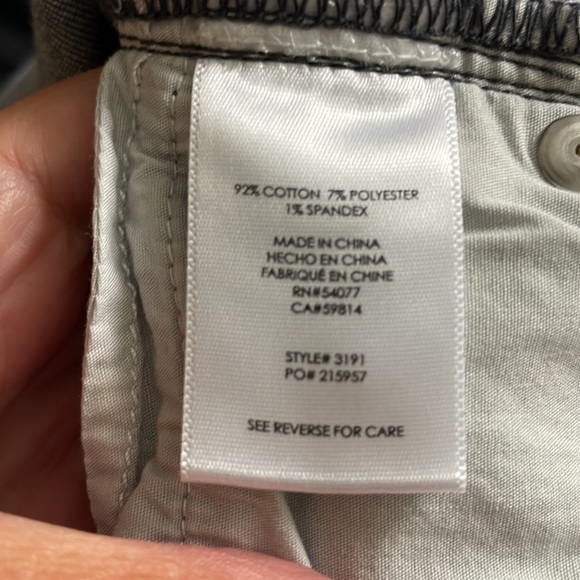 Cabi slim boyfriend jeans size 6 EUC - Picture 4 of 5